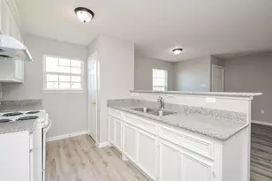 7611 Dyer St, Houston, TX 77088 - Photo 11