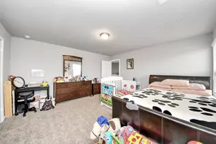 10510 Bear Pt Ct, Rosharon, TX 77583 - Photo 13