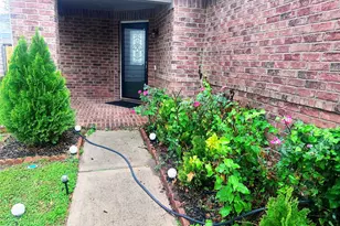 13014 Skyview Bend Dr, Houston, TX 77047 - Photo 5