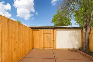 13228 Trail Hollow Dr, Houston, TX 77079 - Photo 21