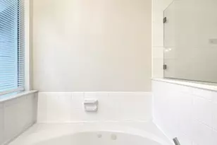 54 Alderon Woods Pl, The Woodlands, TX 77382 - Photo 31