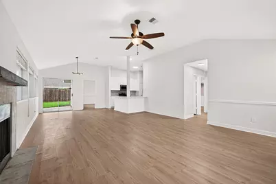 2927 Walnut Springs Drive, Katy, TX 77449 - Photo 5