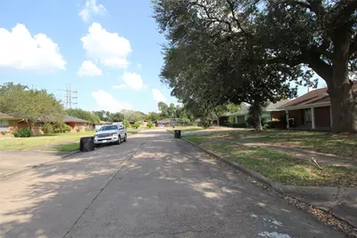 7946 Glenlea Street, Houston, TX 77061 - Photo 25