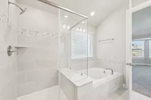 2847 Clapbread Ln, Rosenberg, TX 77471 - Photo 25