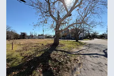 2303 Holman Street, Houston, TX 77004 - Photo 1