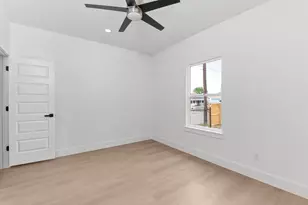 2316 McKee St, Houston, TX 77009 - Photo 11