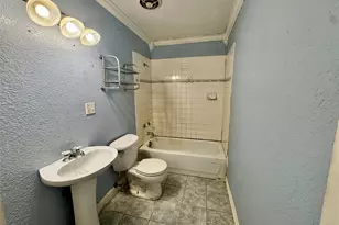 2301 7th St, Port Neches, TX 77651 - Photo 23