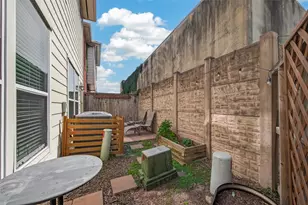 1768 Aden Dr, Houston, TX 77003 - Photo 45