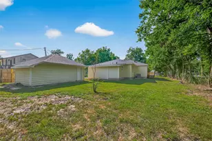 6854 Evans St, Houston, TX 77061 - Photo 43