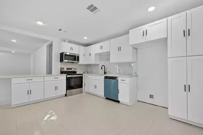 6854 Evans Street, Houston, TX 77061 - Photo 13