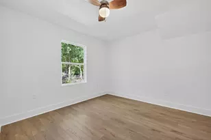 6854 Evans St, Houston, TX 77061 - Photo 27