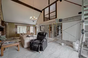 811 Loire Ln, Houston, TX 77090 - Photo 3