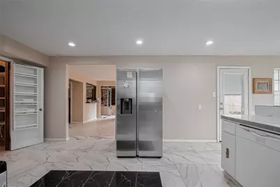 811 Loire Lane, Houston, TX 77090 - Photo 11