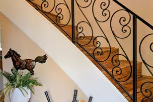 410 Brook Hollow Dr, Conroe, TX 77385 - Photo 5