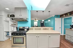 12118 Palmbeach St, Houston, TX 77034 - Photo 9