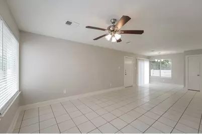 15819 E Park Court, Houston, TX 77082 - Photo 7