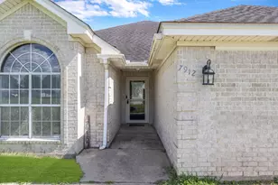 7912 South Dr, Beaumont, TX 77705 - Photo 11