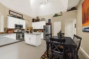 3217 Flower Reef Cir, League City, TX 77573 - Photo 15