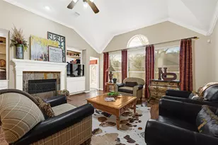 3217 Flower Reef Cir, League City, TX 77573 - Photo 11