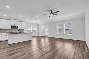 2510 Hatton Terrace Ln, Pearland, TX 77089 - Photo 9