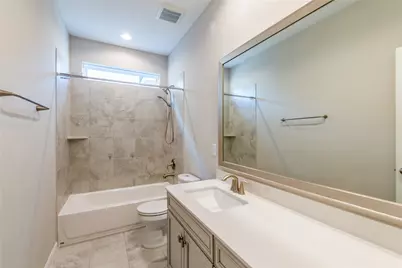 10013 Granary Drive, Houston, TX 77080 - Photo 9