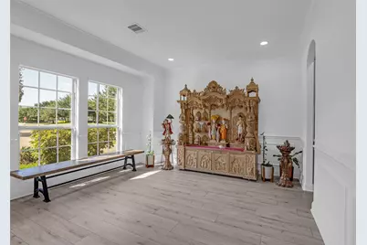 5626 Valley Country Lane, Sugar Land, TX 77479 - Photo 9