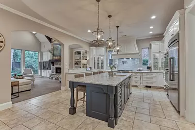66 S Player Manor Circle, The Woodlands, TX 77382 - Photo 11