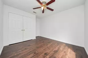 1722 Newmark Dr, Houston, TX 77014 - Photo 17