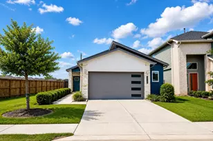 12566 Fleet River Rd, Houston, TX 77047 - Photo 1