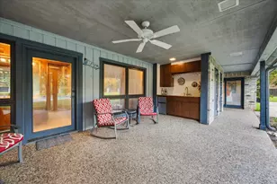 1717 S Columbia Dr, West Columbia, TX 77486 - Photo 21