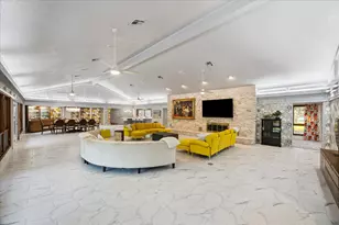 1717 S Columbia Dr, West Columbia, TX 77486 - Photo 3