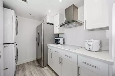 3525 Sage Road #814, Houston, TX 77056 - Photo 9