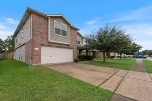 16119 Peach Bluff Ln, Cypress, TX 77429 - Photo 3