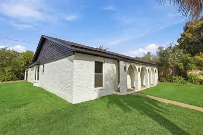 8114 Pella Drive, Houston, TX 77036 - Photo 3