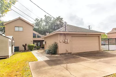5008 Locust Street, Bellaire, TX 77401 - Photo 17