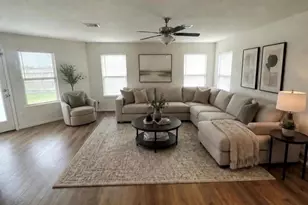 1322 Glendora Dr, Rosharon, TX 77583 - Photo 3