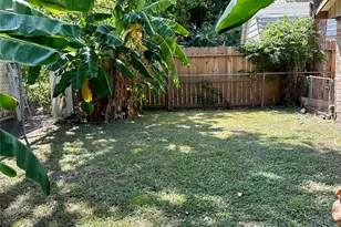 845 Jackson Ave, Bacliff, TX 77518 - Photo 3