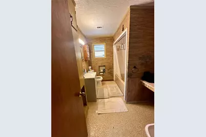 845 Jackson Avenue, Bacliff, TX 77518 - Photo 13