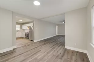 6603 Narcissus St, Houston, TX 77087 - Photo 11