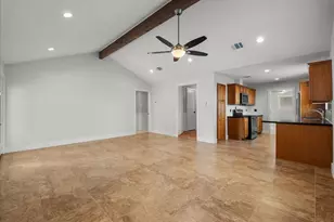 2107 Yorktown Ct S, League City, TX 77573 - Photo 11