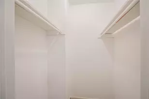 10106 Lost Trail St, Houston, TX 77088 - Photo 21