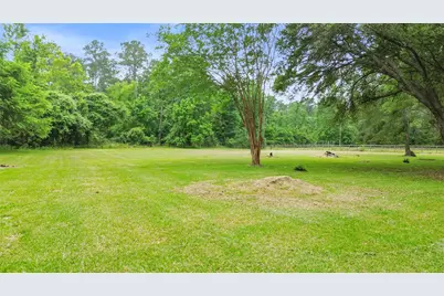 74 Robinson Road, Huntsville, TX 77320 - Photo 27