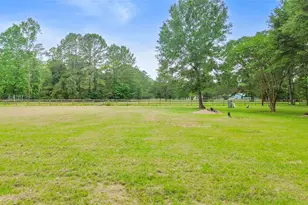 74 Robinson Rd, Huntsville, TX 77320 - Photo 7