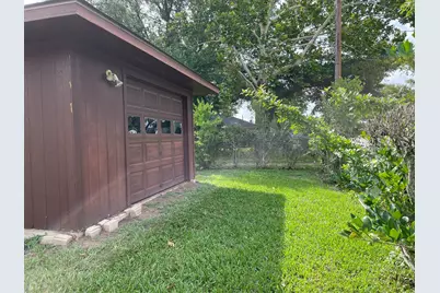 1733 Brumbelow Street, Rosenberg, TX 77471 - Photo 33