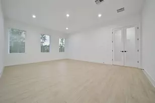 316 Louvenia Ct, Pinehurst, TX 77362 - Photo 25