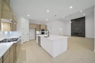 316 Louvenia Ct, Pinehurst, TX 77362 - Photo 11