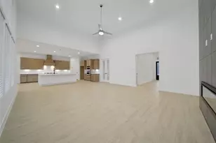 316 Louvenia Ct, Pinehurst, TX 77362 - Photo 7