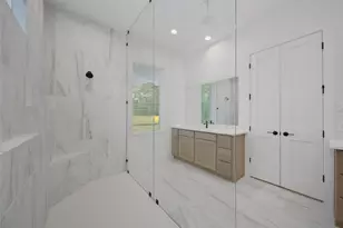 316 Louvenia Ct, Pinehurst, TX 77362 - Photo 21