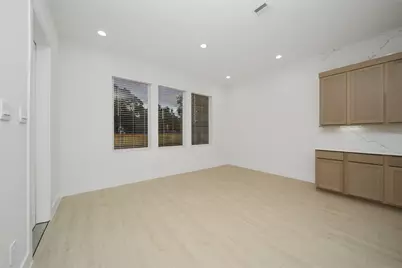 316 Louvenia Court, Pinehurst, TX 77362 - Photo 13