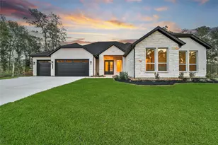 316 Louvenia Ct, Pinehurst, TX 77362 - Photo 45